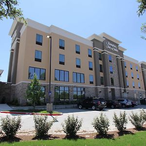 Hampton Inn & Suites Dallas Market Center